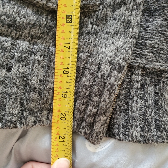 NWOT ARITZIA / TNA Sea to Sky Sweater Sz S - Picture 9 of 10